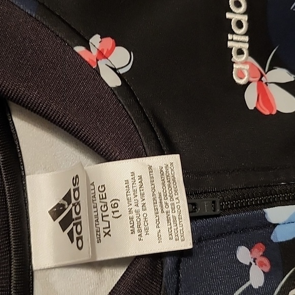 Adidas jacket - Picture 3 of 4